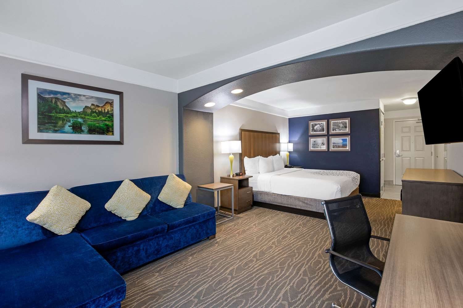 Фото La Quinta Inn & Suites by Wyndham Manteca - Ripon