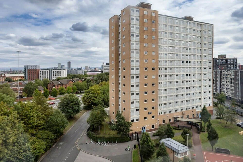 Фото John Lester & Eddie Colman Courts - Campus Accommodation