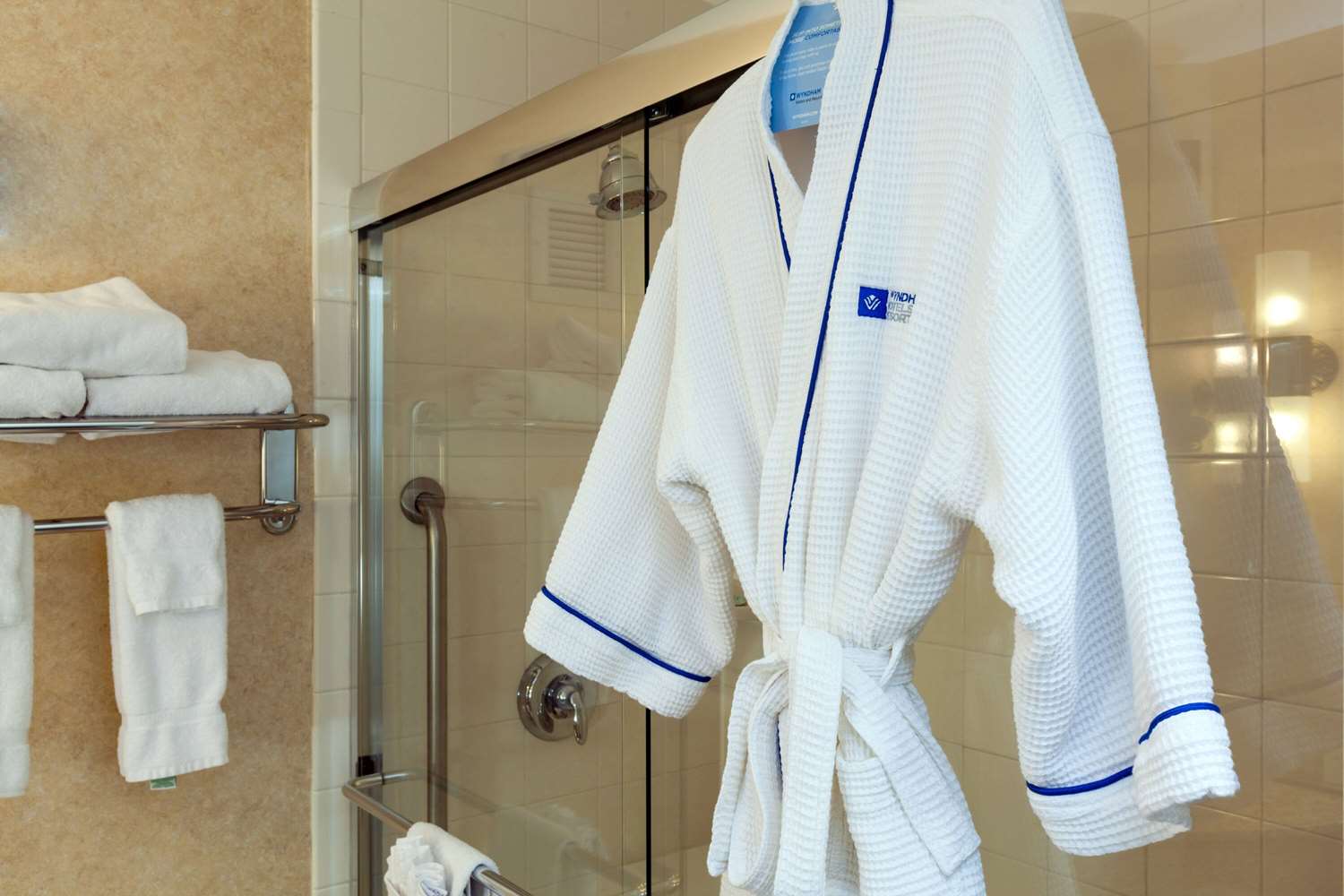 Фото Wyndham Boston Beacon Hill