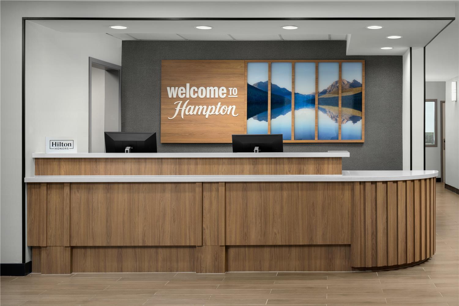 Фото Hampton Inn Butte