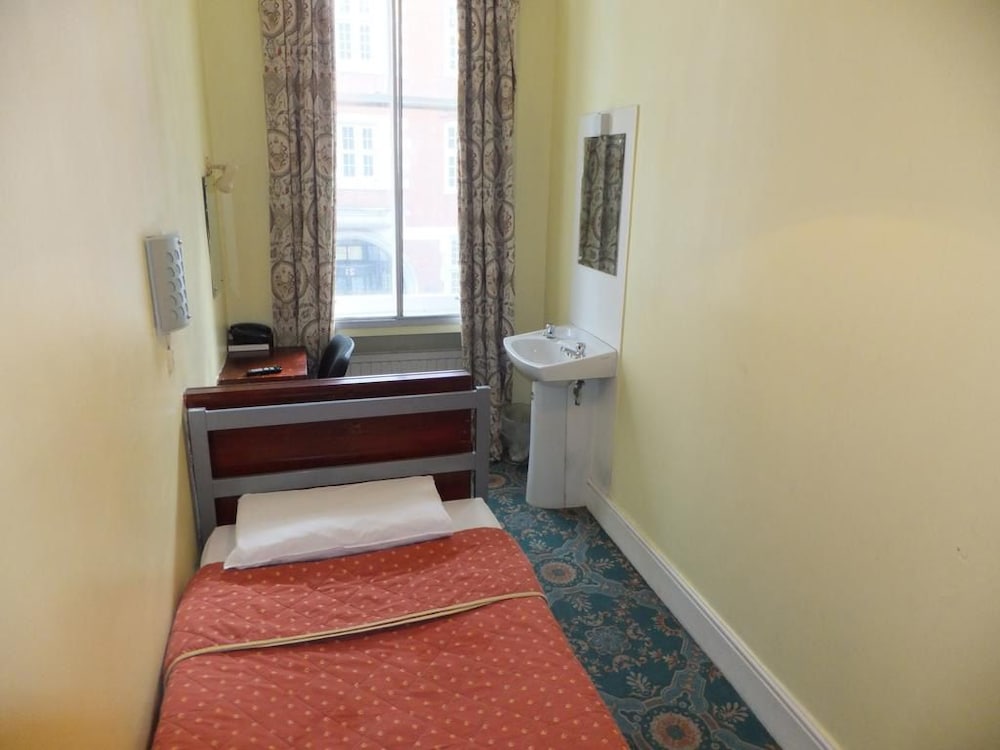 Фото Gresham Hotel