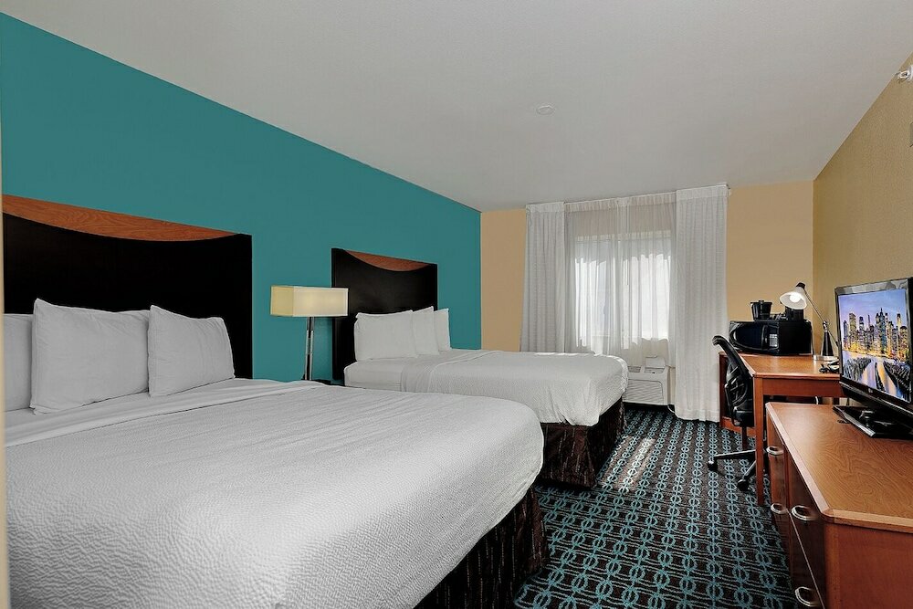 Фото Fairfield Inn & Suites Houston Energy Corridor/Katy Freeway