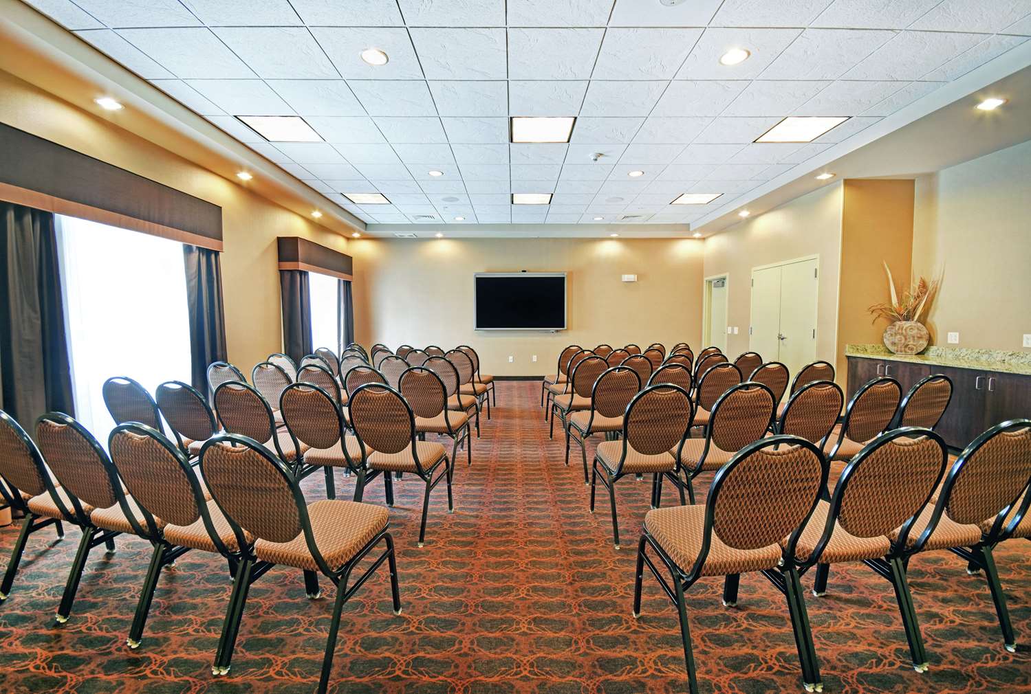 Фото Hampton Inn Beloit