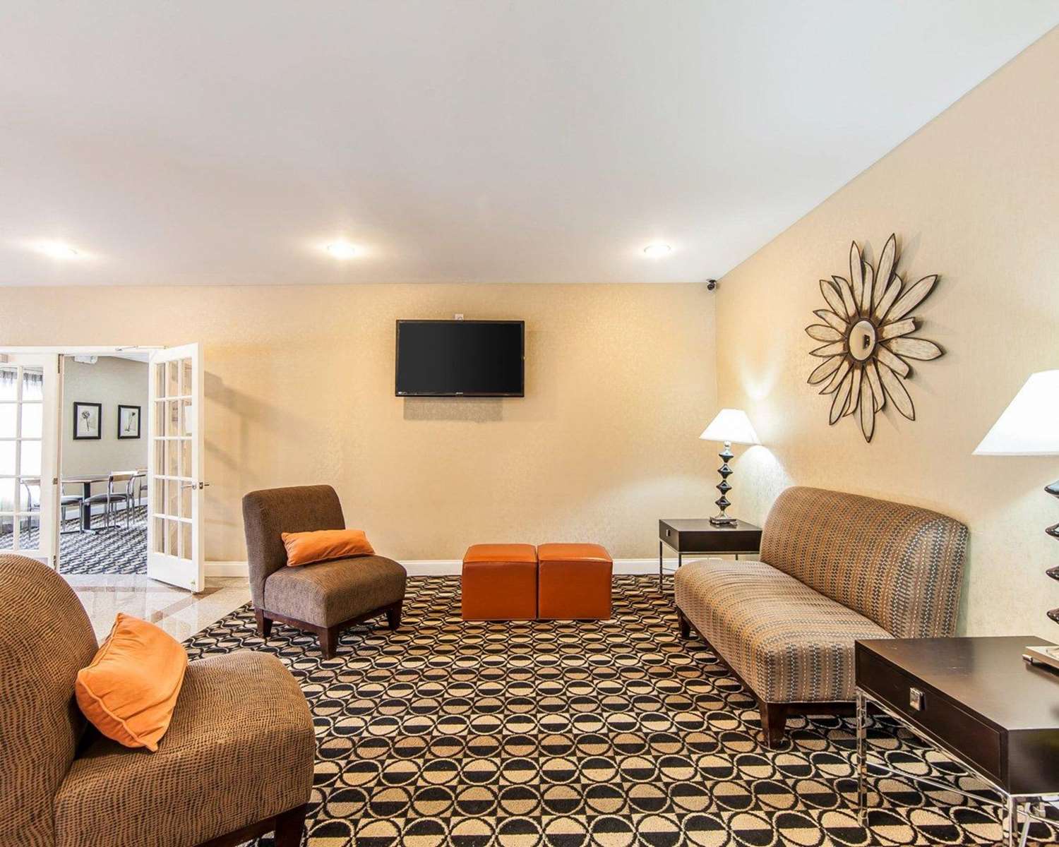 Фото Quality Inn & Suites