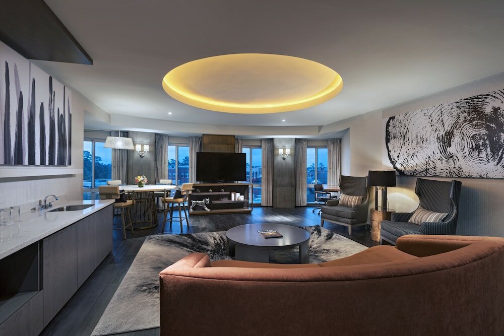 Фото Hyatt Centric The Woodlands