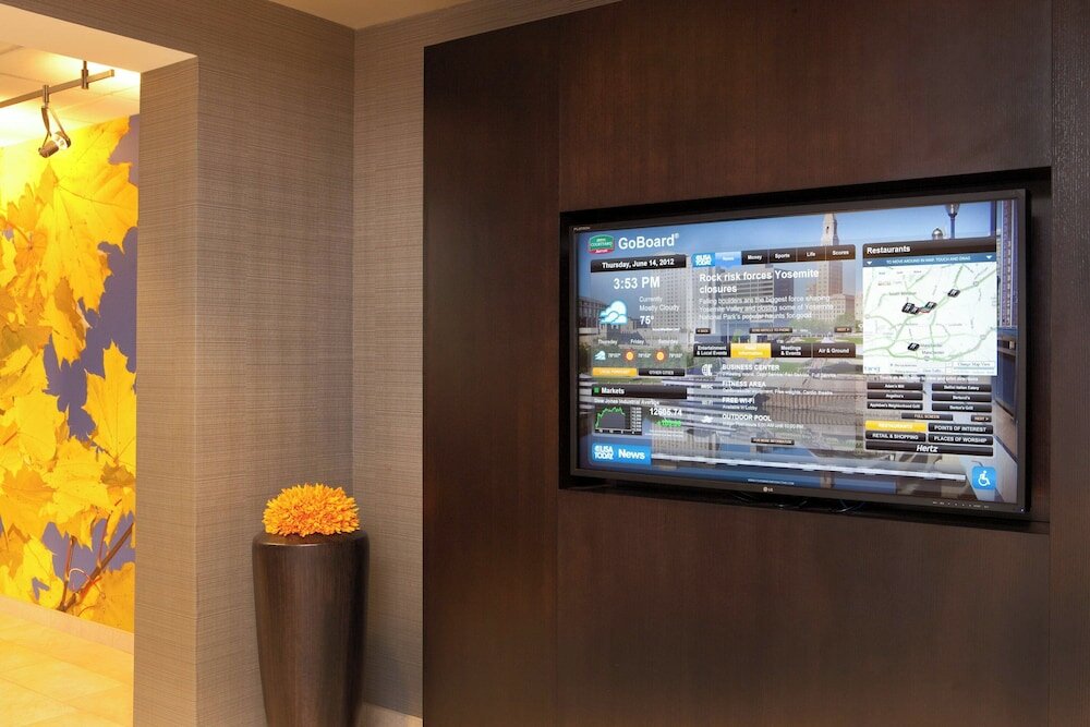 Фото Courtyard by Marriott Hartford Manchester