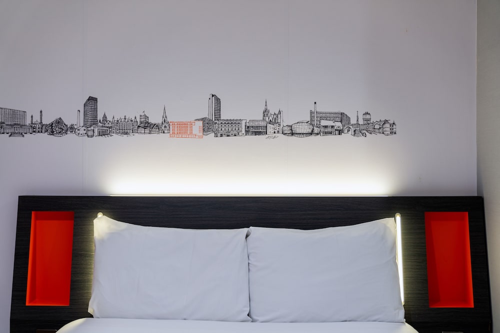 Фото EasyHotel Sheffield