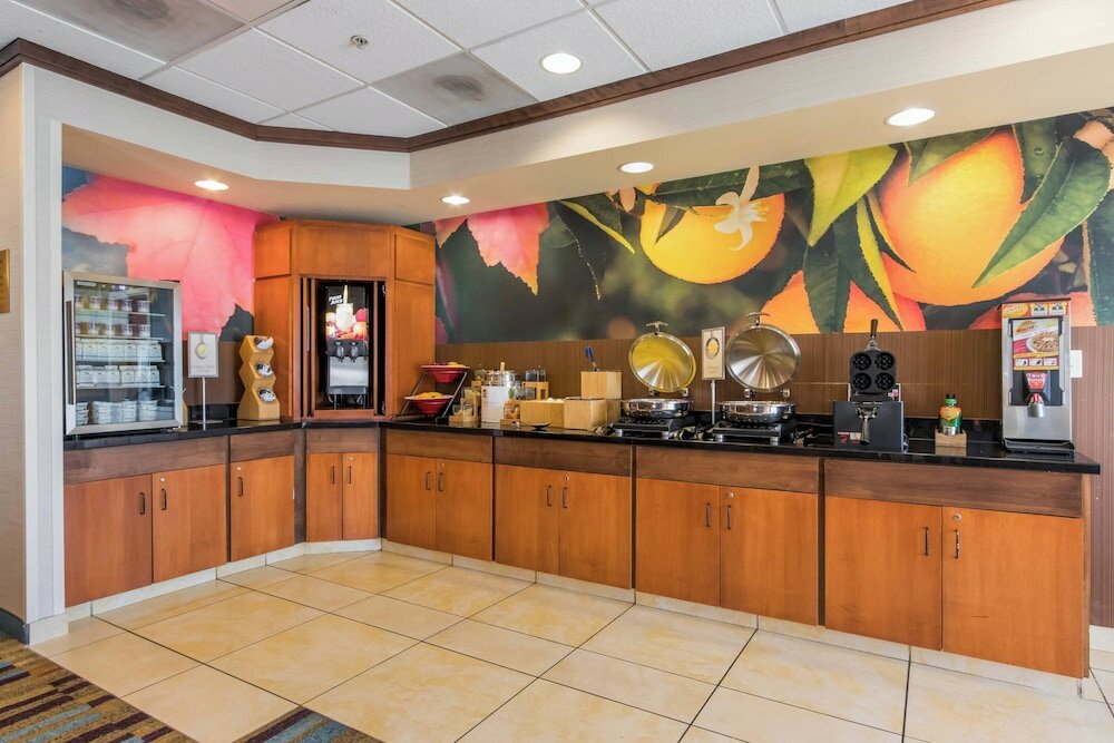 Фото Fairfield Inn & Suites by Marriott Columbia