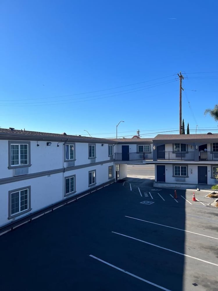 Фото Santa Fe Inn Los Angeles