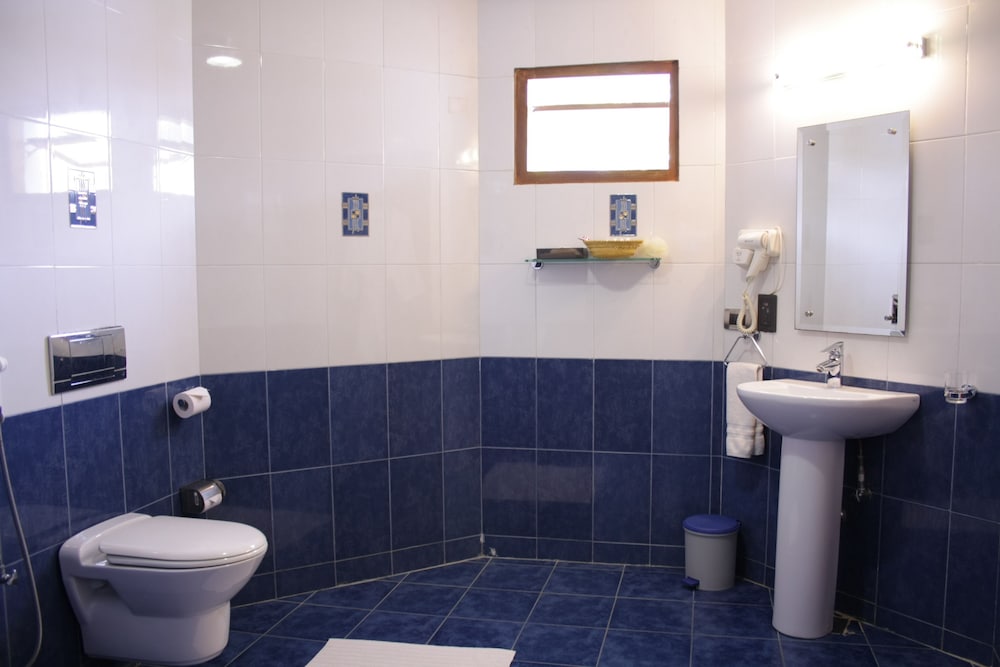 Фото Chariot Beach Resort