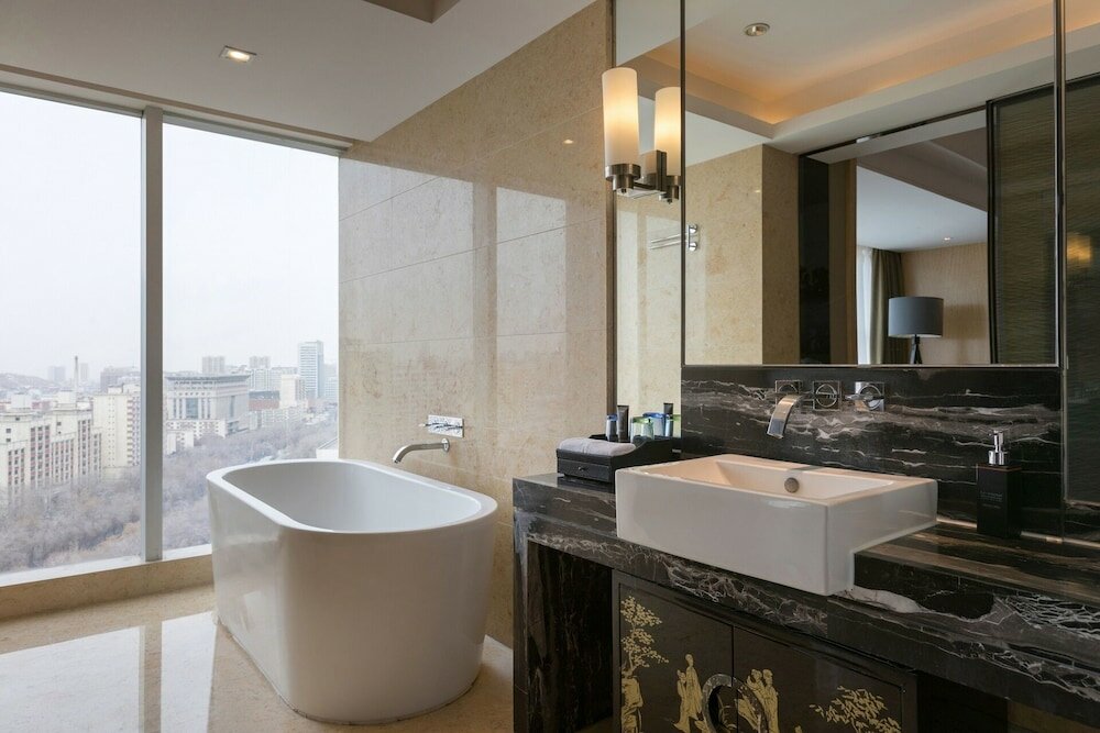 Фото Universal Hotel Urumqi