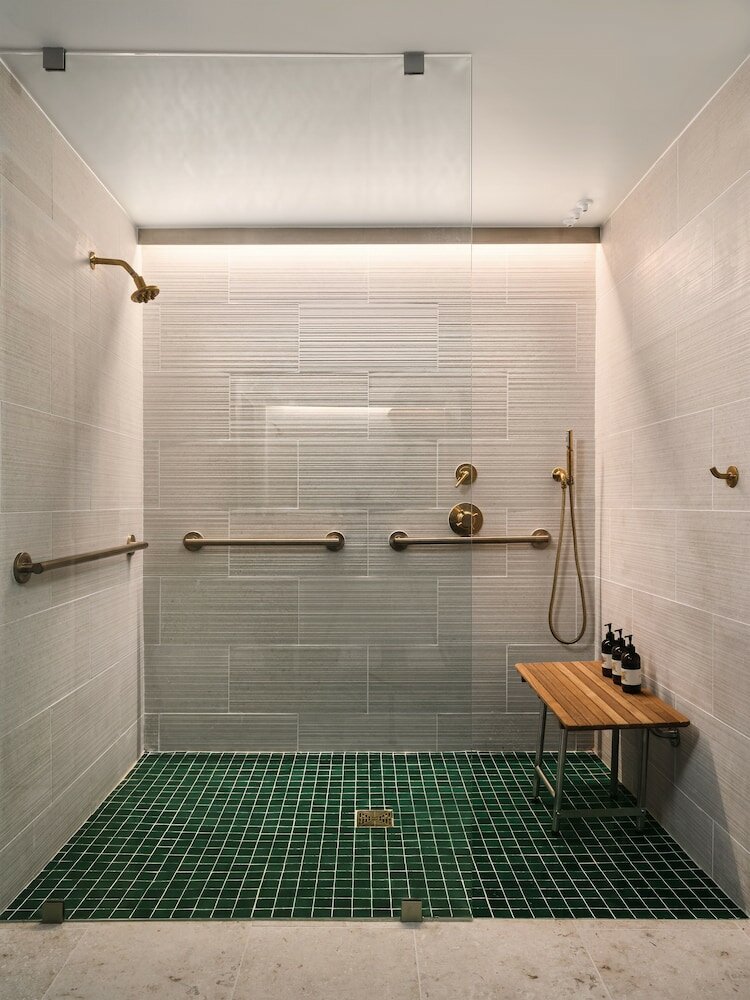 Фото The Line Austin