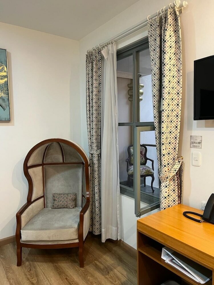 Фото Adamas House Hotel