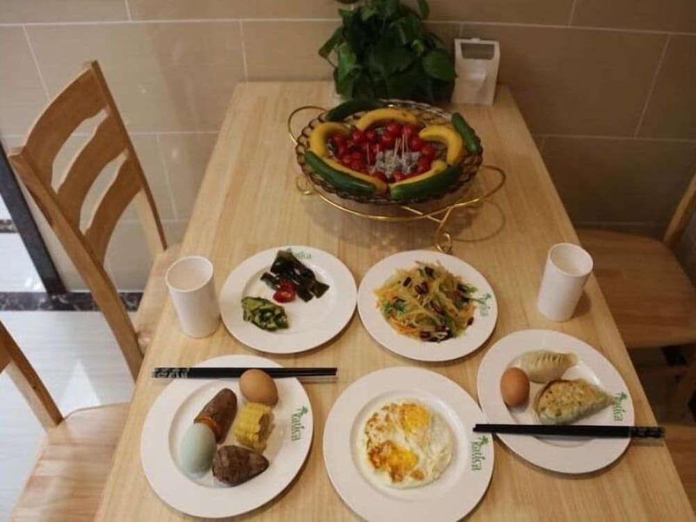 Фото Vatica Qingdao Licang Xiazhuang Hexie Plaza Hotel