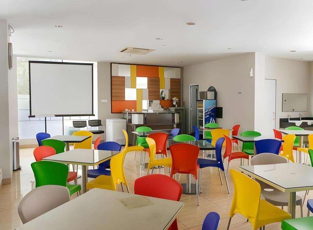 Фото Hotel New Coklat