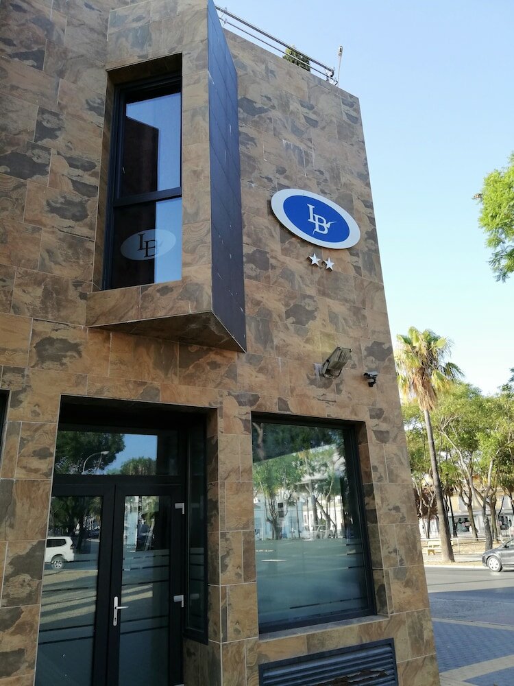 Фото Lb Lebrija Hotel