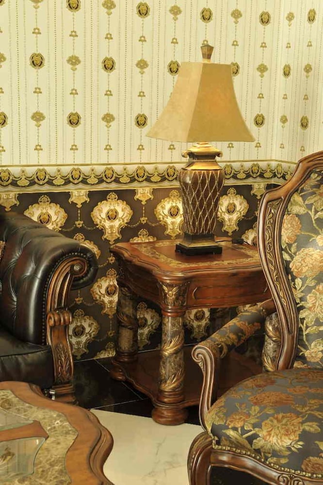 Фото Landhaus & Burg Hotel Romantik