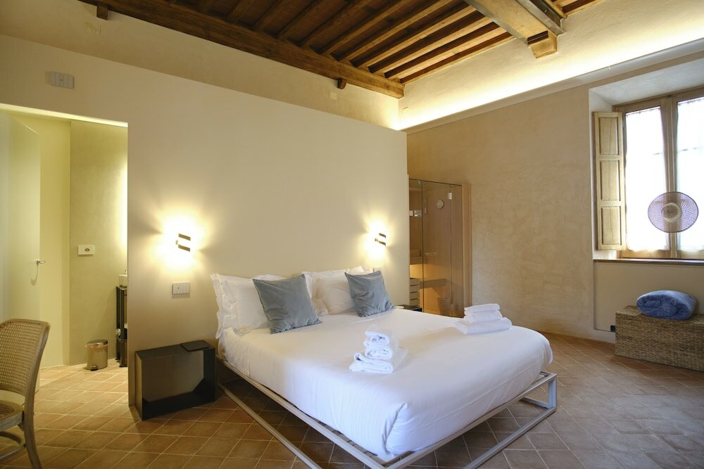 Фото Badia Giulia Prestigious Historical B&b