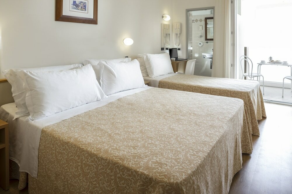 Фото Hotel Baltic