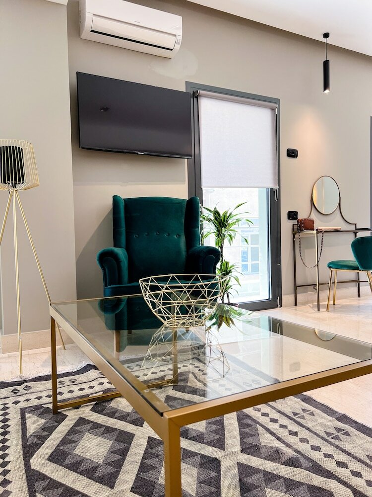 Фото Royalty Suites Psyrri