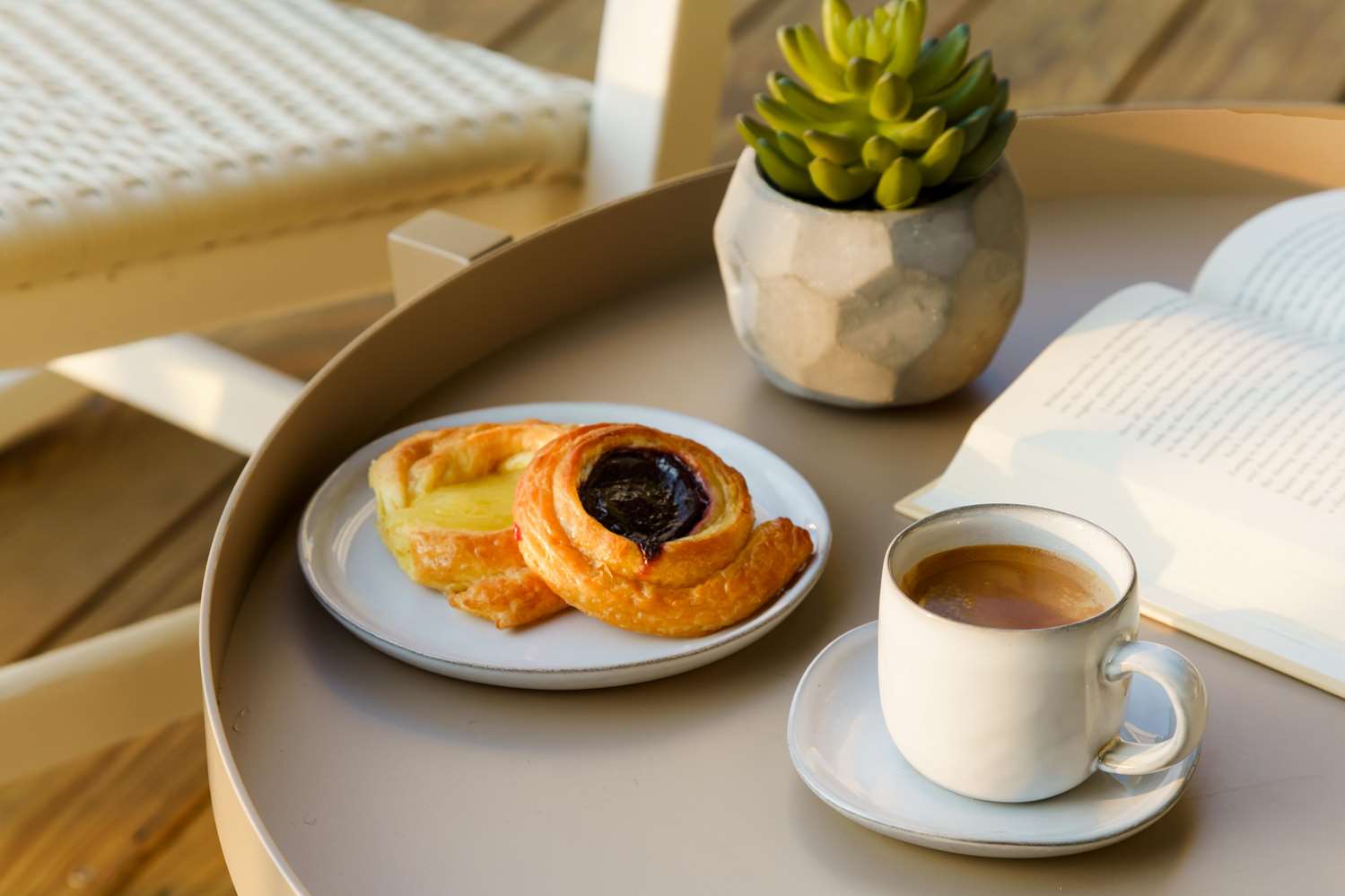 Фото Dunes Manor Hotel and Dunes Suites