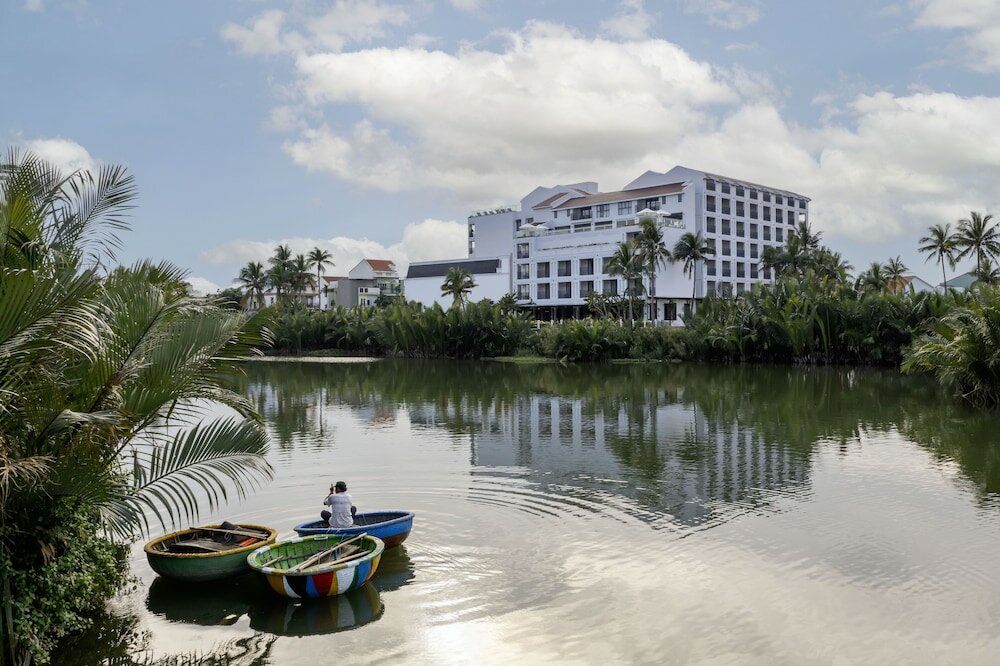 Фото Little Oasis - An Eco Friendly Hotel & SPA