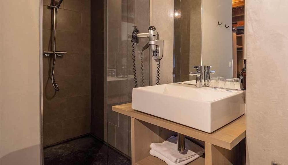 Фото Fletcher Hotel-Restaurant Kasteel Coevorden