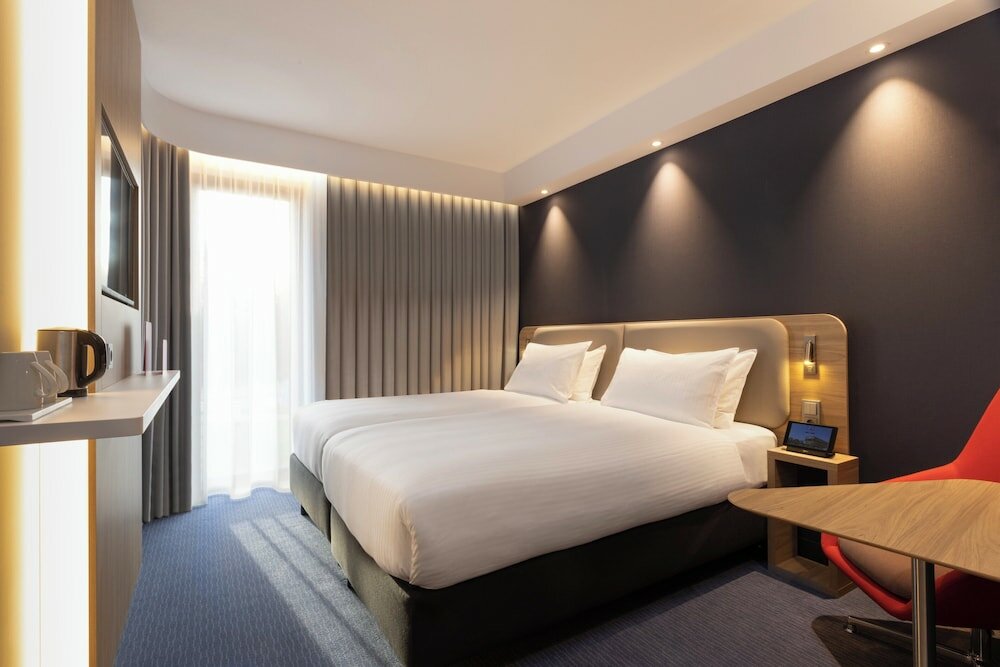 Фото Holiday Inn Express and Suites Deventer, an Ihg Hotel