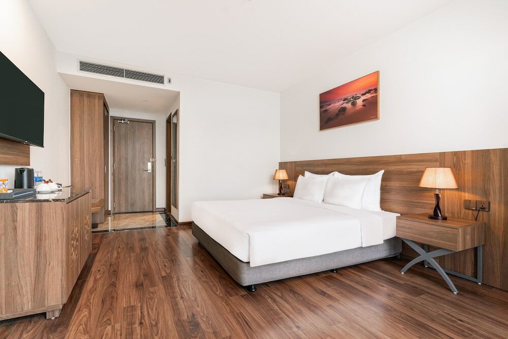 Фото Nesta Hotel Da Nang