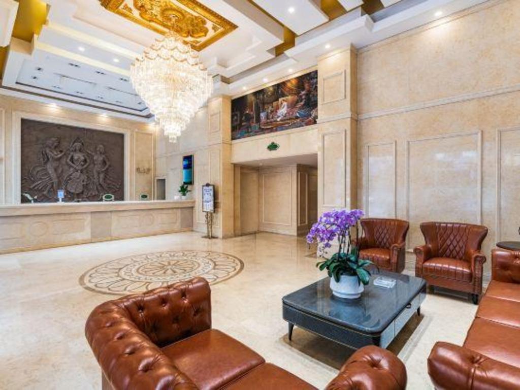 Фото Vienna Classic Hotel Kunming Airport Branch