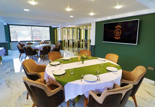 Гостиница Bayrak Grand Hotel в Мачке