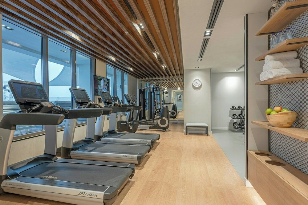 Фото Four Points by Sheraton King Abdulaziz Road