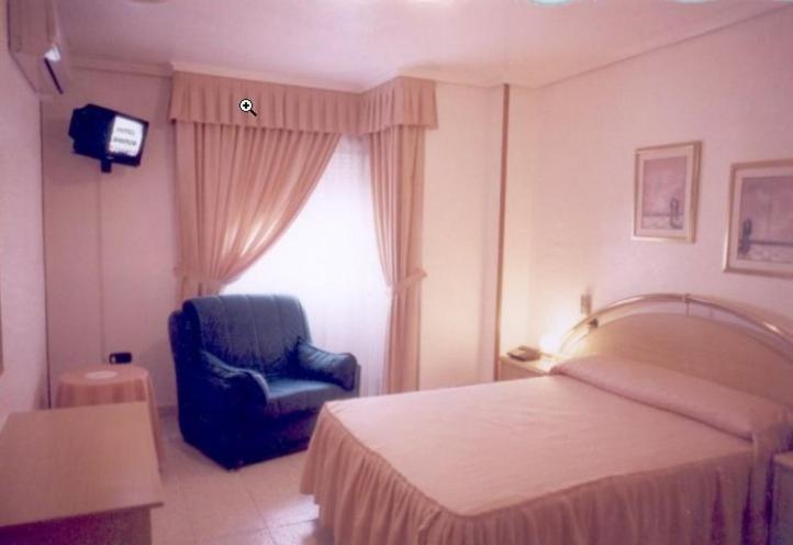 Фото Hotel Restaurante Santos