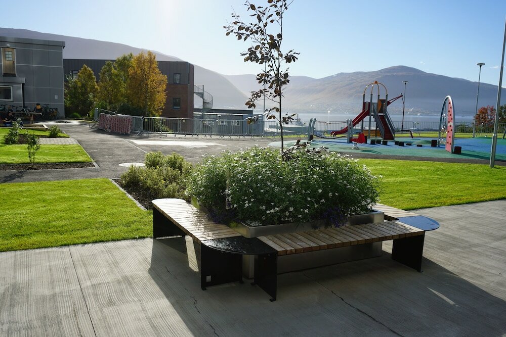 Фото Pingvinhotellet Unn Tromsø