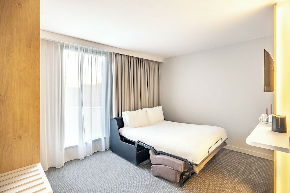 Фото Holiday Inn Express Paris Poissy, an Ihg Hotel
