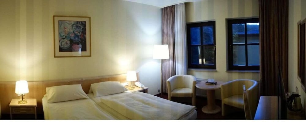 Фото Landhotel Burkartsmühle