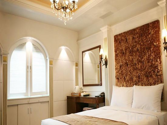 Фото Charis Hotel