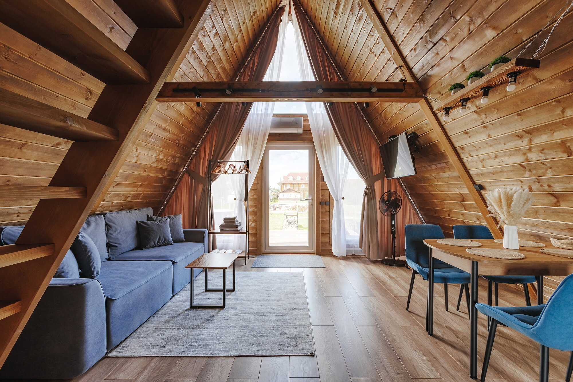 Фото Красная усадьба