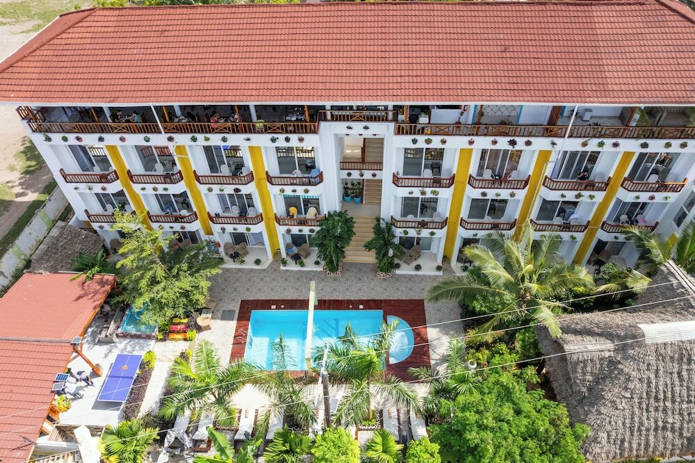 Фото Canary Nungwi Hotel & SPA