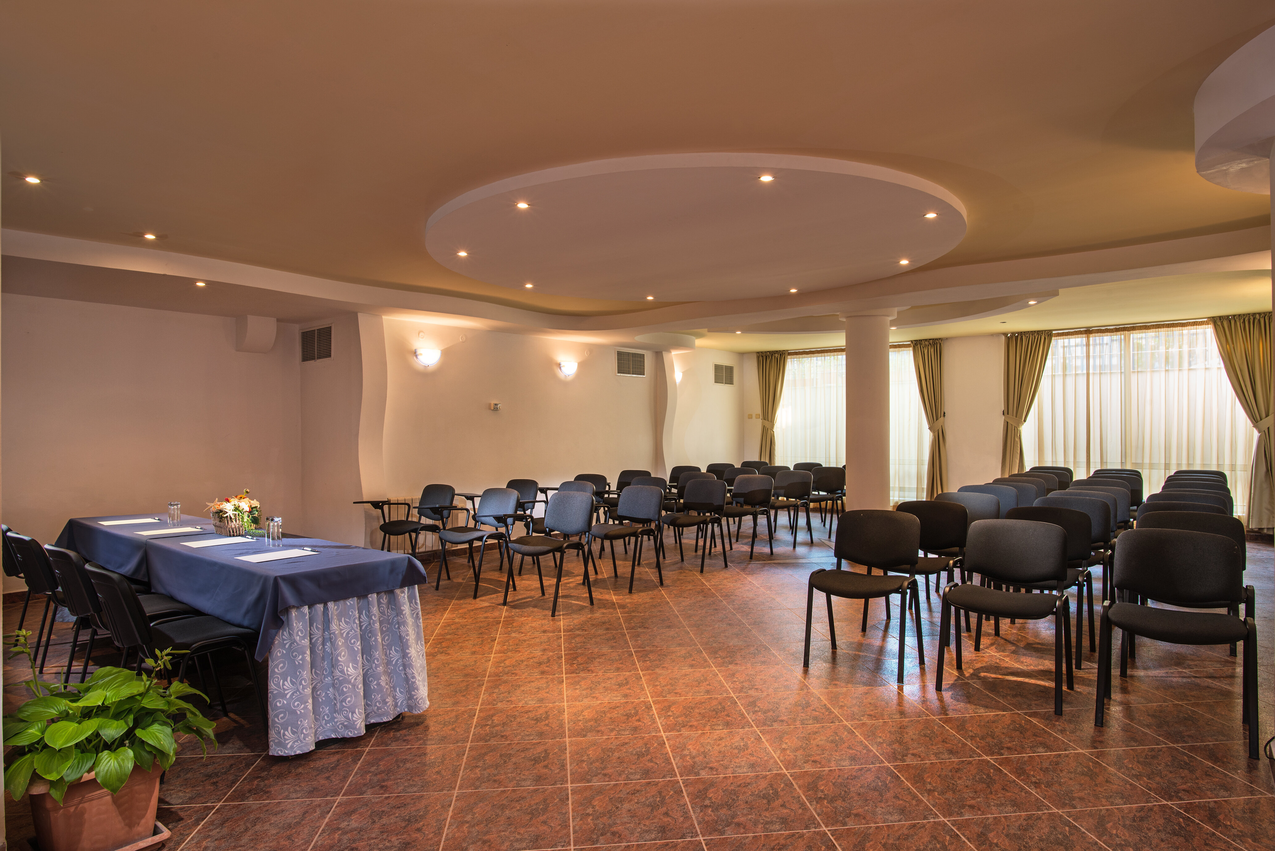 Фото Флагман