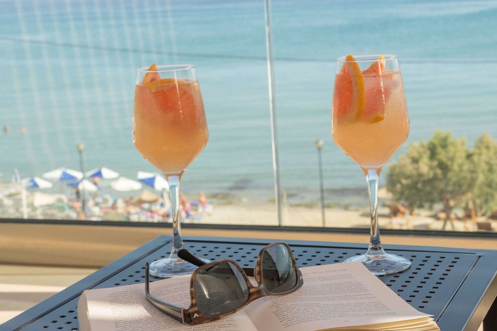 Фото Cabana Blu Hotel & Suites