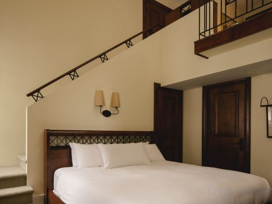 Фото Hôtel Place d'Armes