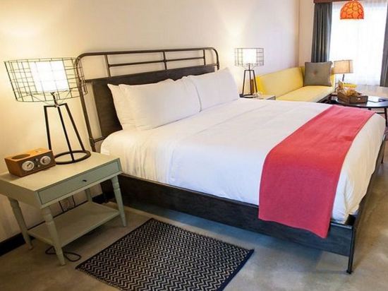 Фото Lone Star Court, by Valencia Hotel Collection