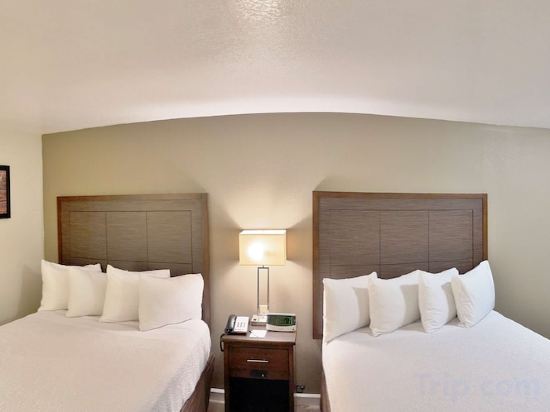 Фото SureStay Hotel by Best Western Williams