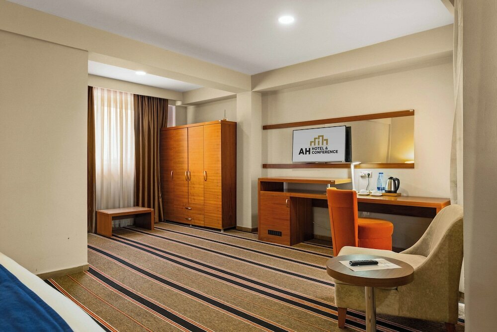 Фото Ah Hotel & Conference