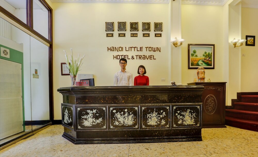 Фото Hanoi Little Town Hotel
