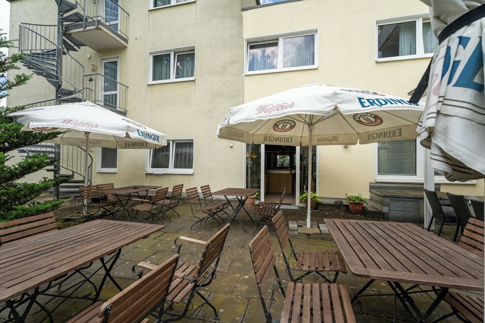 Фото Airport Businesshotel Koeln