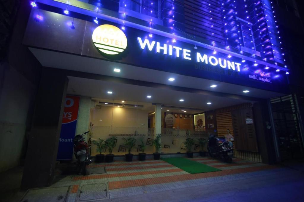 Фото Hotel White Mount