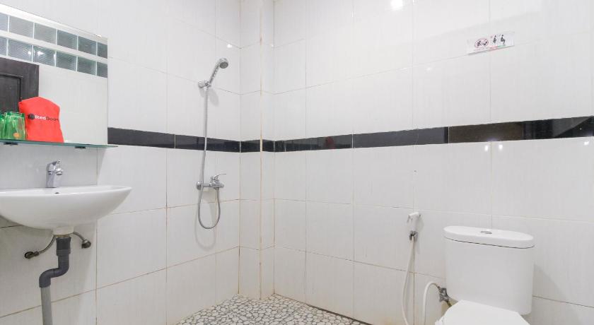 Фото RedDoorz near Taman Samarendah