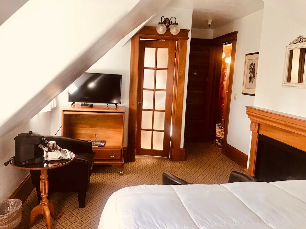 Фото Pacific Grove Inn